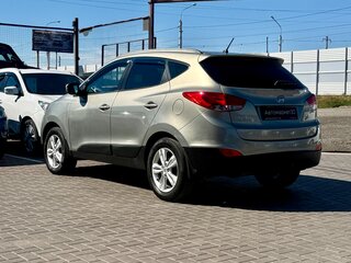 2011 Hyundai ix35 I, серый, 1139990 рублей, вид 4