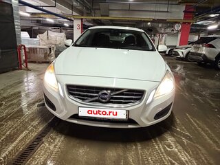 2011 Volvo S60 II, белый, 999999 рублей, вид 2