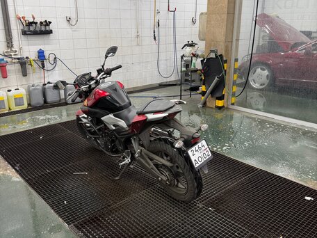 2016 Yamaha MT-03, красный, 525000 рублей, вид 3