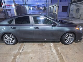 2019 Kia Forte III, серый, 1550000 рублей, вид 3