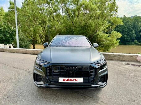 2019 Audi Q8 50 TDI I (4M), серый, 6500000 рублей, вид 2