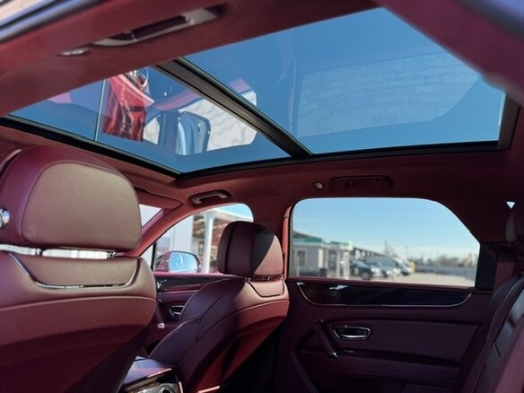 2018 Bentley Bentayga I, чёрный - вид 17