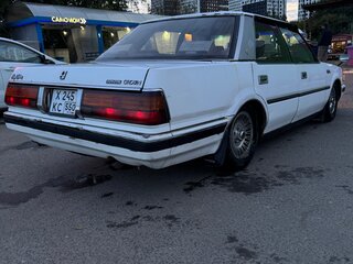 1983 Toyota Crown VII (S120), белый, 350000 рублей, вид 2