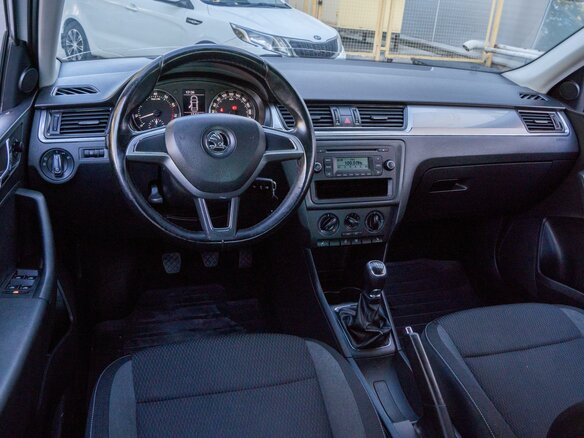 2014 Skoda Rapid I, белый, 955000 рублей - вид 5