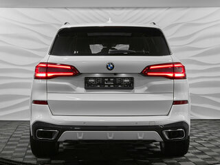 2019 BMW X5 30d IV (G05/G18), белый, 6850000 рублей, вид 5