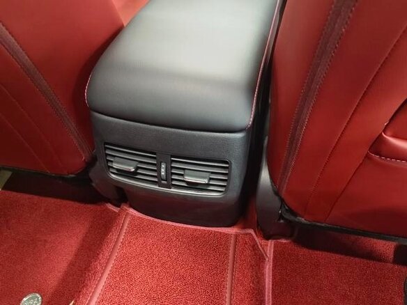 2026 Mazda 3 Axela IV (BP), белый, 1980000 рублей - вид 11