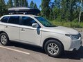 2013 Mitsubishi Outlander III, белый - вид 1
