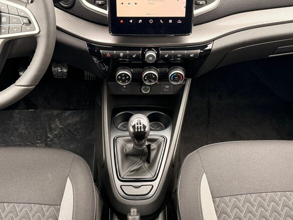 2026 Lada (ВАЗ) Vesta SW I Рестайлинг (NG), белый - вид 18