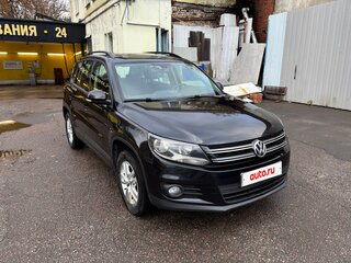 2012 Volkswagen Tiguan I Рестайлинг, чёрный, 950000 рублей, вид 1