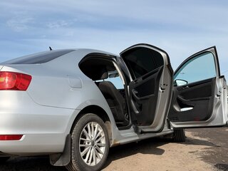 2013 Volkswagen Jetta VI, серебристый, 613000 рублей, вид 5