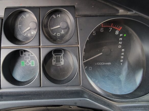 2003 Mitsubishi Montero III, серебристый, 880000 рублей - вид 11