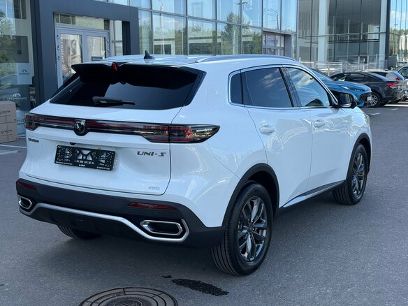 2026 Changan UNI-S I Рестайлинг, белый, 3079900 рублей - вид 2