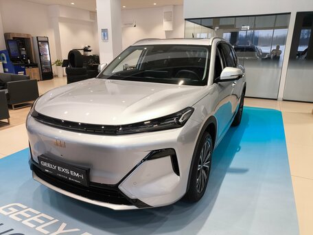 Geely EX5 Гибрид