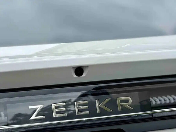 2025 Zeekr 001 103 kWh I Рестайлинг 2, белый - вид 15