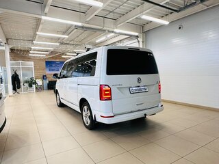 2017 Volkswagen Multivan T6, белый, 4399900 рублей, вид 4