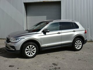 2021 Volkswagen Tiguan II Рестайлинг, серый, 2079000 рублей, вид 1