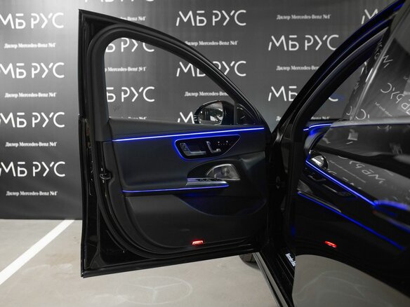 2026 Mercedes-Benz E-Класс 300 VI (W214, S214), чёрный, 10200000 рублей - вид 7