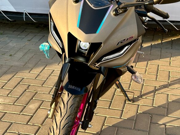 2024 Yamaha YZF-R15, серый, 420000 рублей - вид 11