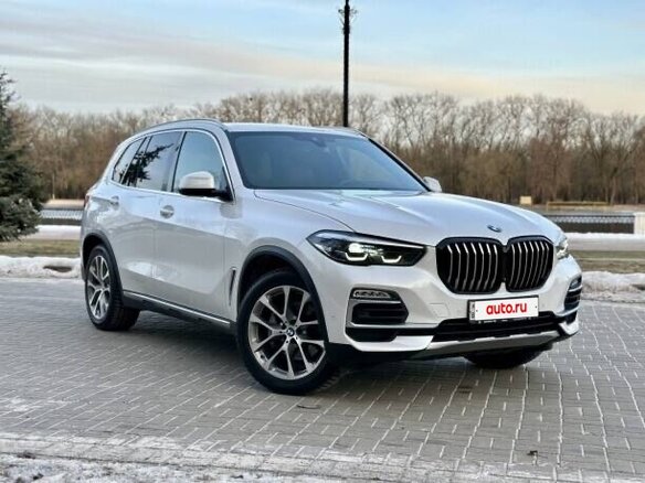 2019 BMW X5 30d IV (G05/G18), белый, 4800000 рублей