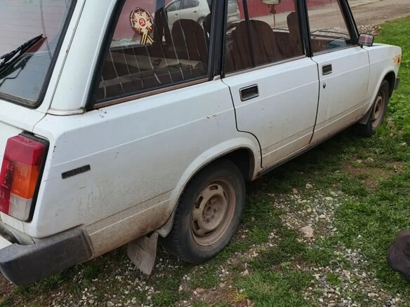 2000 Lada (ВАЗ) 2104 5-speed, белый, 100000 рублей - вид 2