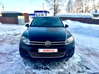 2011 Volkswagen Touareg II, чёрный, 1700000 рублей, вид 2