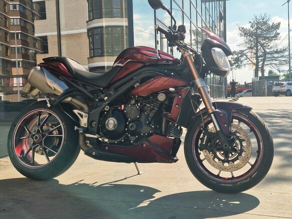 2014 Triumph Speed Triple, красный, 650000 рублей - вид 1