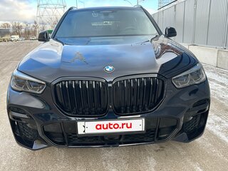 2021 BMW X5 40i IV (G05/G18), чёрный, 8190000 рублей, вид 2