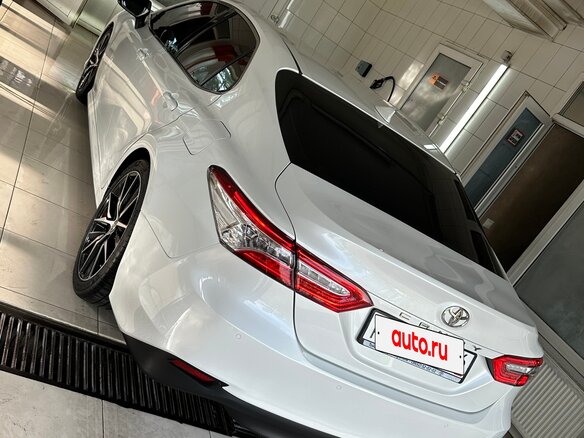 2021 Toyota Camry VIII (XV70) Рестайлинг, белый - вид 7