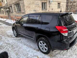 2013 Toyota Vanguard, чёрный, 1450000 рублей, вид 2