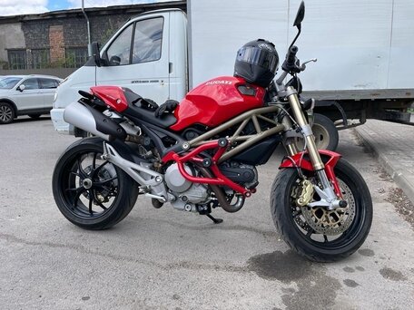 2013 Ducati Monster 796, красный, 610000 рублей, вид 2