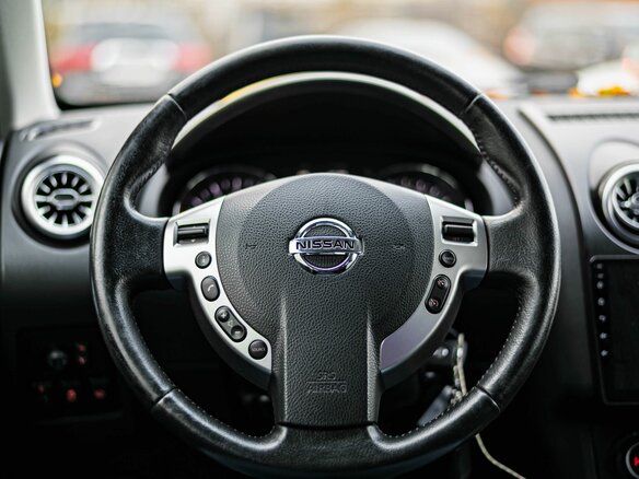 2013 Nissan Qashqai I Рестайлинг, серый, 962000 рублей - вид 5