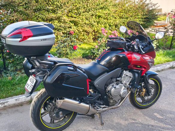 2010 Honda CBF 600, красный, 400000 рублей - вид 6