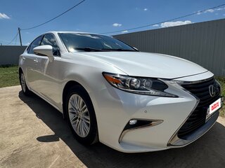 2016 Lexus ES 200 VI Рестайлинг, белый, 2640000 рублей, вид 4
