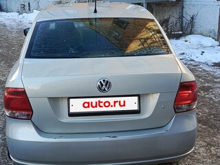 2011 Volkswagen Polo V, серебристый, 650000 рублей, вид 3