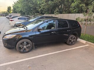 2008 Ford Focus II Рестайлинг, чёрный, 410000 рублей, вид 2