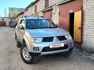2013 Mitsubishi Pajero Sport II, серебристый, 1600000 рублей, вид 1
