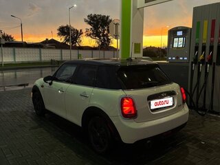 2015 Mini Hatch Cooper III (F55/F56), бежевый, 1137000 рублей, вид 3