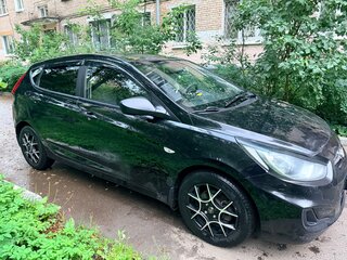 2012 Hyundai Solaris I, чёрный, 520000 рублей, вид 4