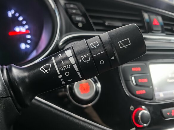 2016 Kia Ceed II Рестайлинг, серебристый, 1029000 рублей - вид 14