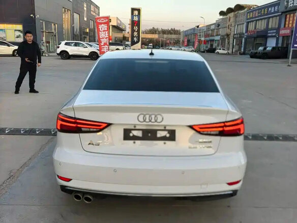 2021 Audi A3 III (8V) Рестайлинг, белый, 1450000 рублей - вид 2