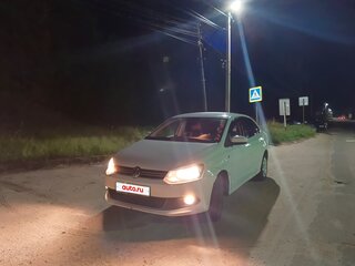 2014 Volkswagen Polo V, белый, 800000 рублей, вид 1