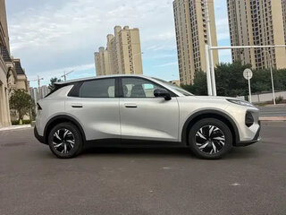 2026 Changan Qiyuan Q05 40.3 kWh II, серебристый, 1793099 рублей, вид 3