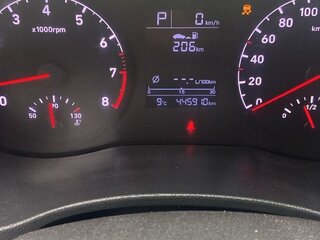 2017 Hyundai Solaris II, белый, 620000 рублей, вид 5