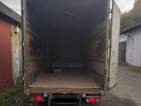 1996 Fuso (Mitsubishi) Canter, серебристый, 1300000 рублей - вид 2