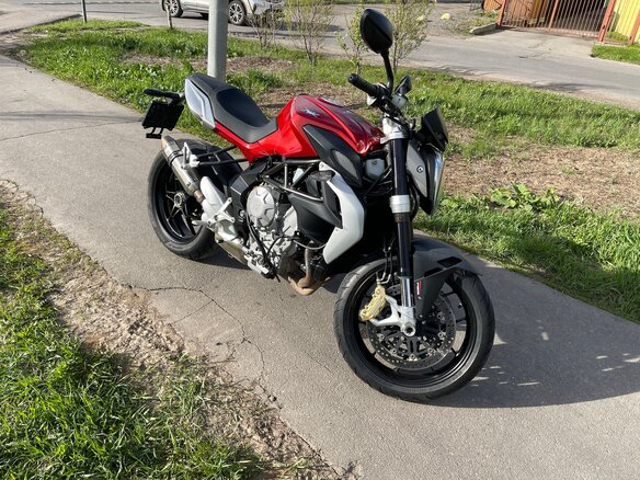 2014 MV Agusta Brutale 800, красный, 675000 рублей - вид 10