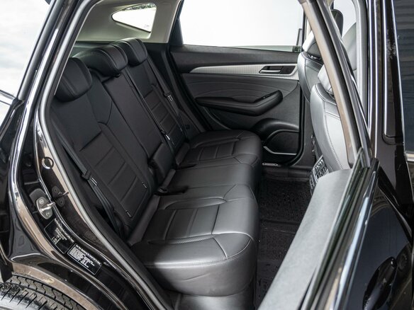 2023 Haval F7 I Рестайлинг, чёрный, 2420000 рублей - вид 6