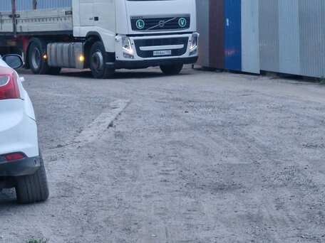 2012 Volvo FH, белый, 4300000 рублей, вид 1
