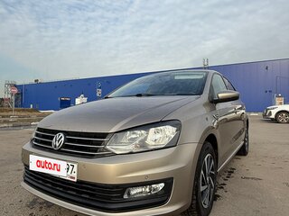 2018 Volkswagen Polo V Рестайлинг, бежевый, 1450000 рублей, вид 1