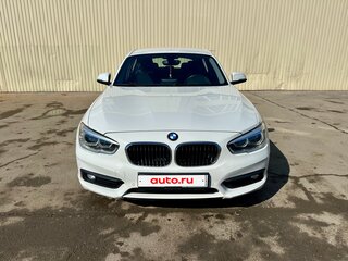 2017 BMW 1 серии 118i II (F20/F21) Рестайлинг, белый, 1400000 рублей, вид 2