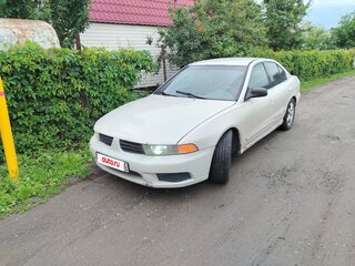 2003 Mitsubishi Galant VIII Рестайлинг, белый, 350000 рублей, вид 1